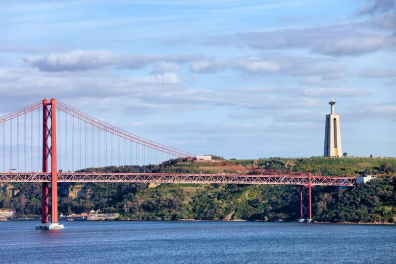 food-drink-private-tour-in-lisbon-cacilhas-w-ferry-ride