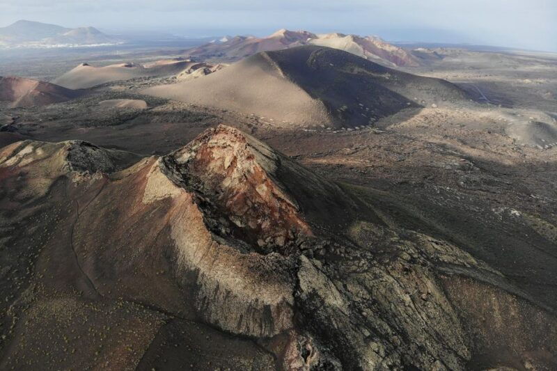 from-fuerteventura-lanzarote-volcano-and-wine-region-tour