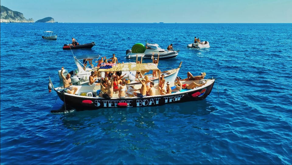 from-la-spezia-cinque-terre-full-day-boat-tour