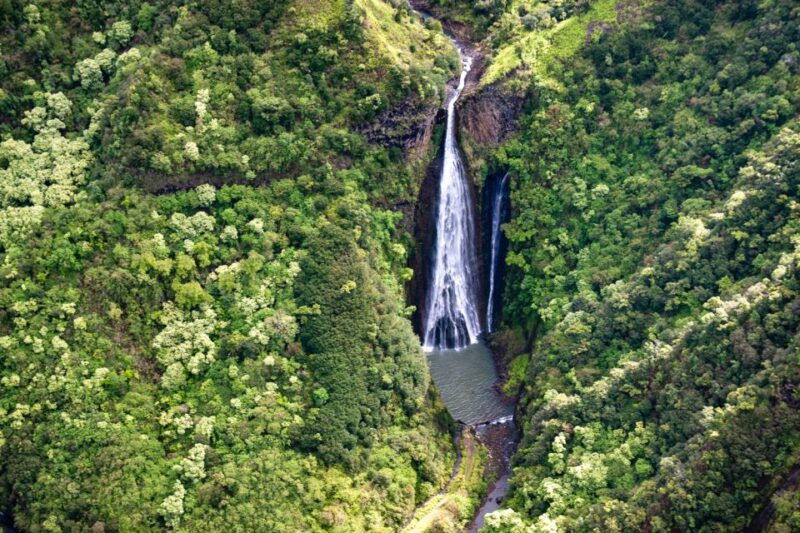 from-lihue-kauai-sightseeing-helicopter-flight