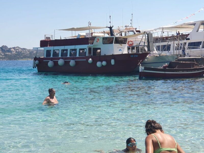 from-palau-la-maddalena-archipelago-boat-tour-with-pasta