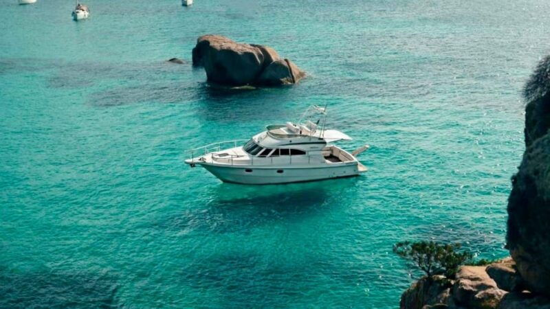 from-palau-la-maddalena-archipelago-yacht-tour-with-lunch