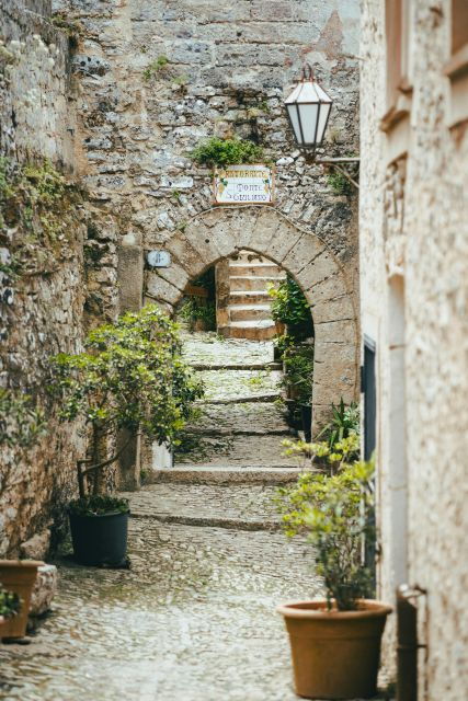 from-palermo-day-trip-to-erice-segesta-and-salt-pans