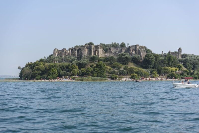from-peschiera-south-coast-lake-garda-cruise-to-sirmione