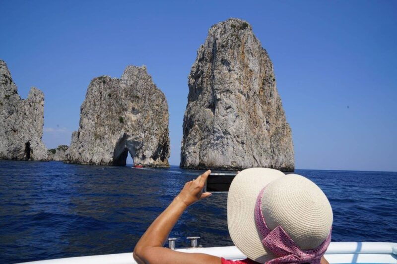 from-positano-full-day-boat-trip-to-capri