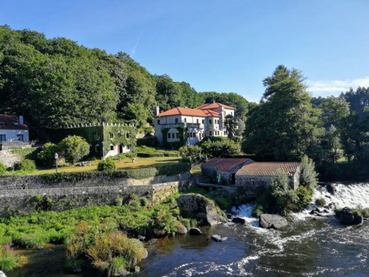 from-santiago-de-compostela-finisterre-and-muxia-day-trip