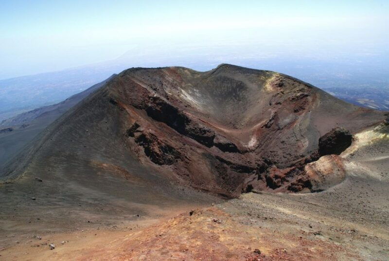 from-syracuse-etna-taormina-isola-bella-audio-guided-tour