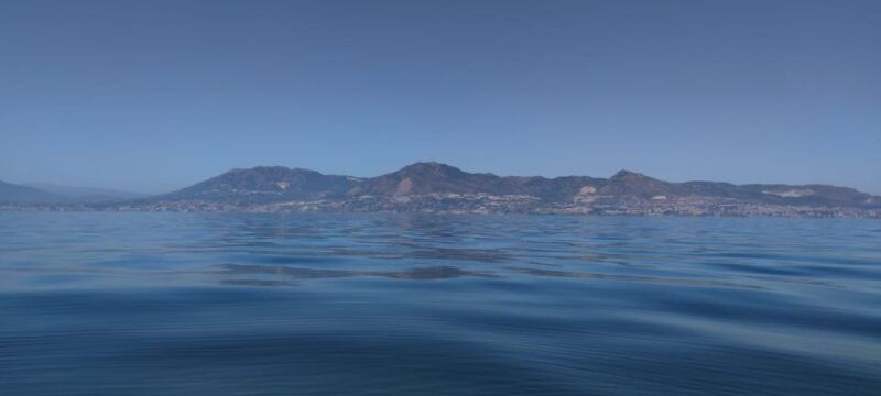 fuengirola-fantastic-dolphin-watching-yacht-tour-with-drink