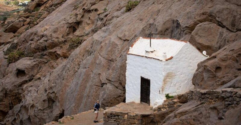fuerteventura-wild-coast-and-legends-hike