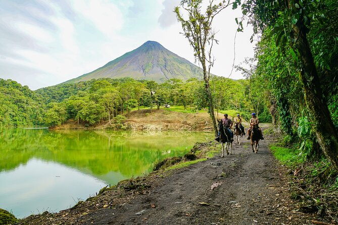 full-day-class-ii-iii-rafting-horse-back-riding