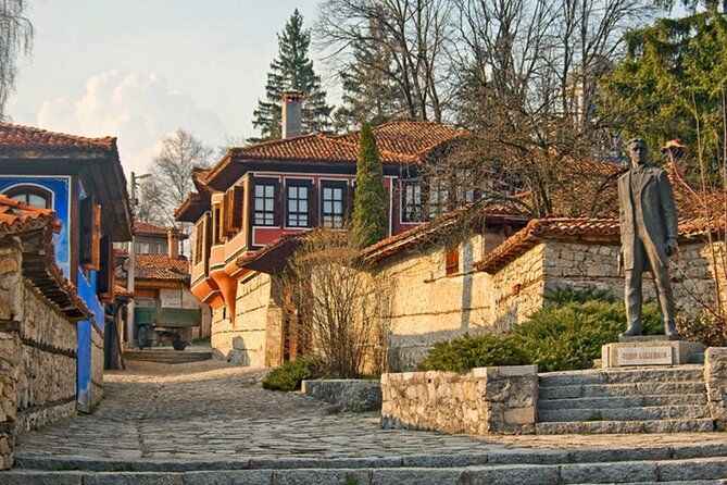 full-day-paragliding-guided-adventure-with-lunch-in-koprivshtica