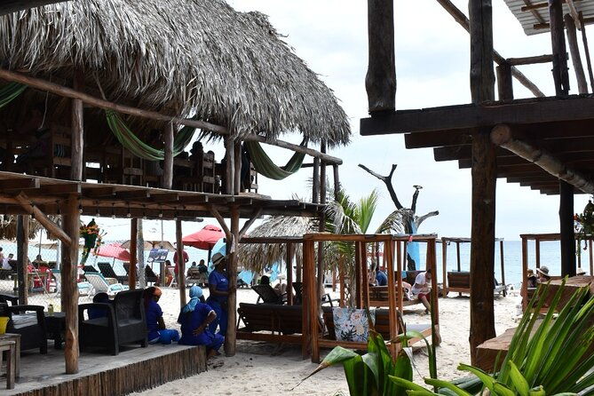 full-day-tour-aviary-with-beach-in-baru-with-lunch