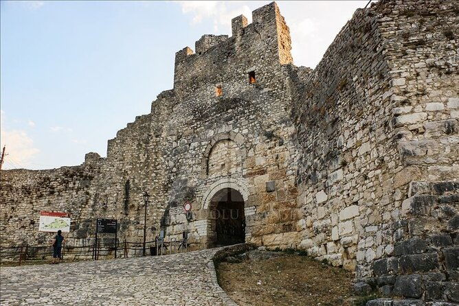 full-day-tour-in-belsh-lake-and-berat-town-from-tirana