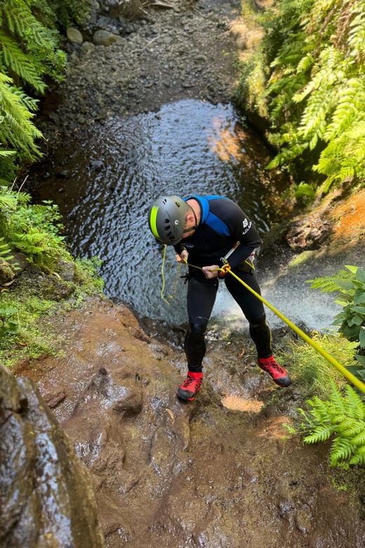 funchal-explore-canyoning-level-1-rochao