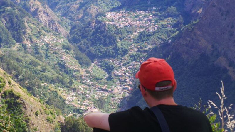 funchal-pico-arieiro-cristo-rei-and-dolphins-watching