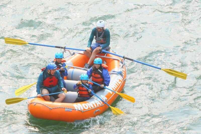 gardiner-full-day-raft-trip-on-the-yellowstone-riverlunch