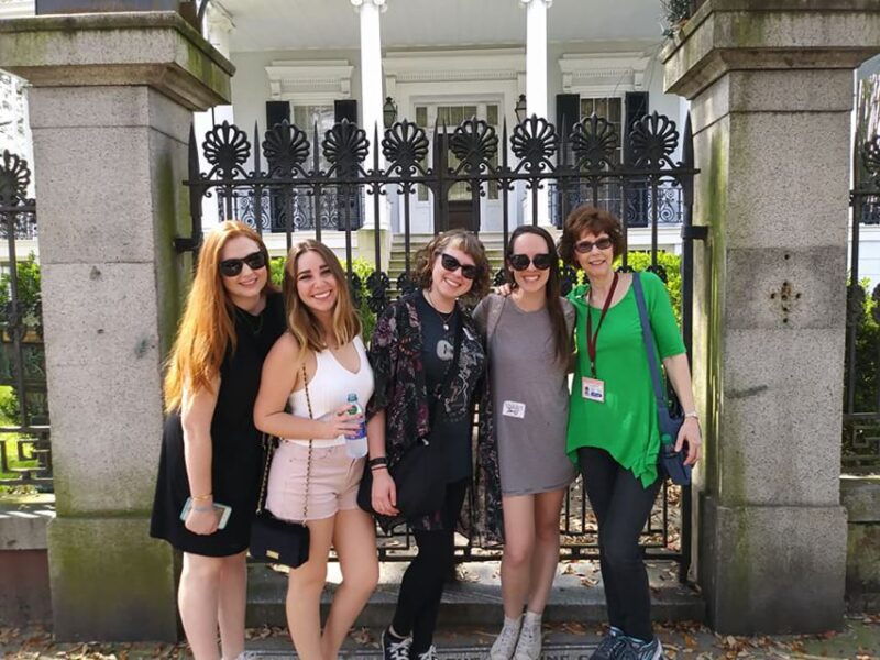 glamorous-garden-district-tour