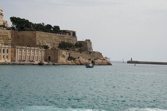 gozo-highspeed-catamaran-dep-valletta-hop-on-hop-off-tour