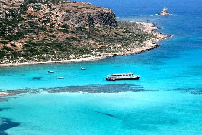 gramvousa-and-balos-boat-beach-lunch-on-crete