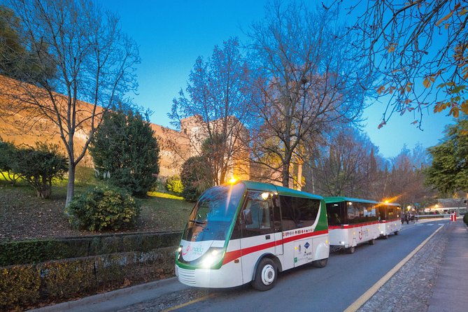 granada-city-tour-hop-on-hop-off-train