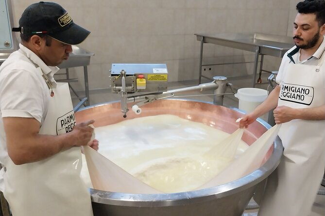 group-tour-casa-museo-ferrari-and-parmesan-cheese-factory