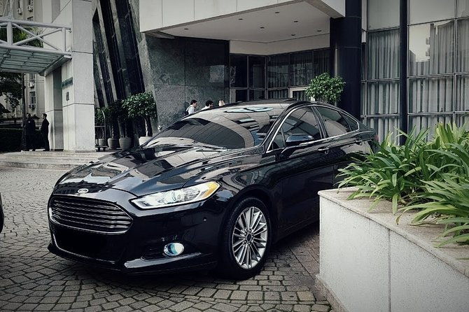 guarulhos-airport-transfer-sao-paulo-executive-sedan-vehicle