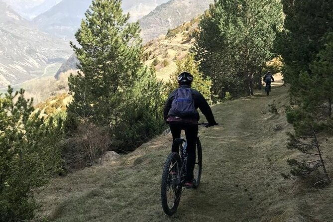 guided-e-bike-excursion-to-the-artiga-de-lin