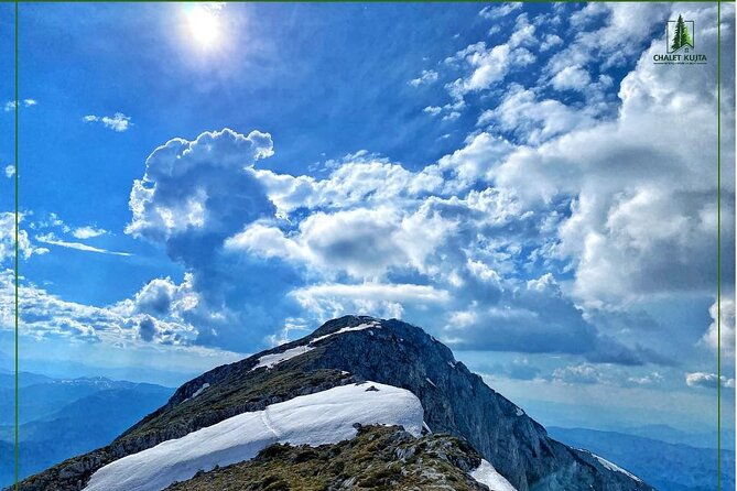 hiking-in-hajla-peak-2403m