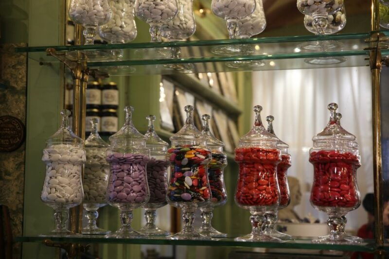 historic-shops-in-genoa-tour-through-tradition-and-flavours