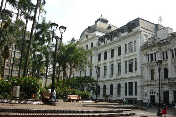 historical-walking-cali-city-tour-3h
