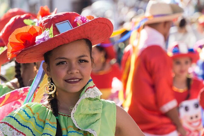 historical-walking-tour-of-granada