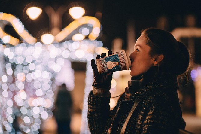 holiday-scavenger-hunt-in-huntington-beach-by-holly-jolly-hunt