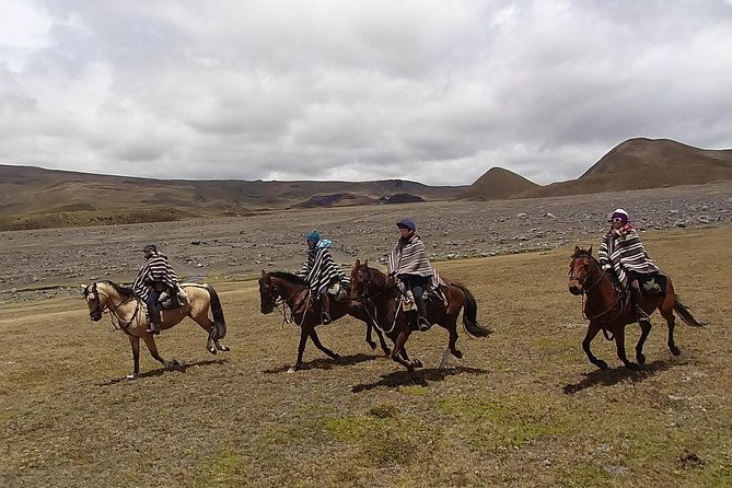 horseback-ride-hike-in-cotopaxi-volcano-day-trip-from-quito