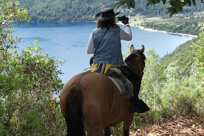horseback-riding-with-traditional-asado-and-wine-from-bariloche