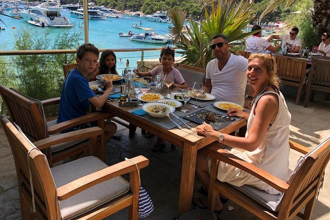 hvar-and-red-rocks-private-boat-tour-from-split-or-trogir