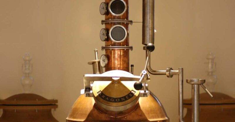 ischia-private-distillery-tour-and-tasting-with-the-artisan