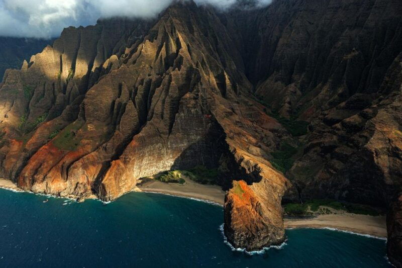 kauai-hughes-500-4-passenger-doors-off-helicopter-flight