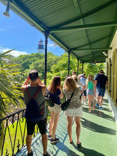 key-west-hemingway-tour-with-3-food-tastings-3-cocktails
