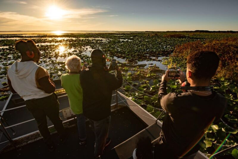 kissimmee-boggy-creek-sunset-airboat-tour