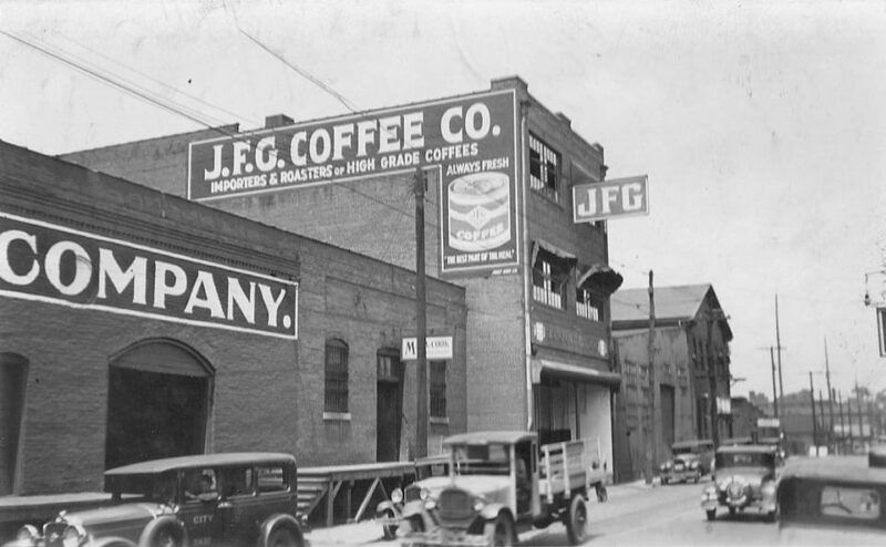 knoxville-hidden-gems-walking-tour-with-ice-cream-coffee