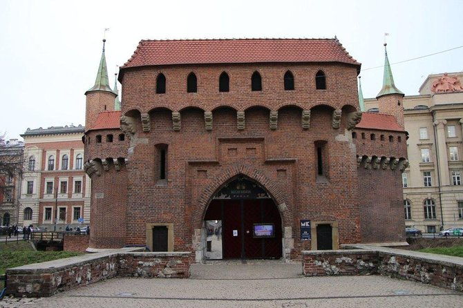 krakow-airport-transfers-krakow-city-to-krakow-airport-krk-in-luxury-van