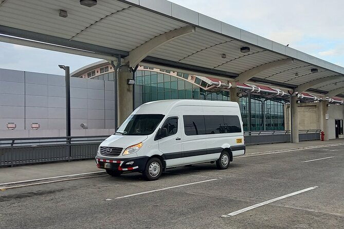 la-fortuna-arenal-hotels-to-sjo-airport-private-transfer-one-way