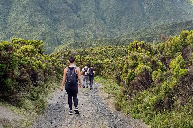 lagoa-do-fogo-private-scenic-walking-tour
