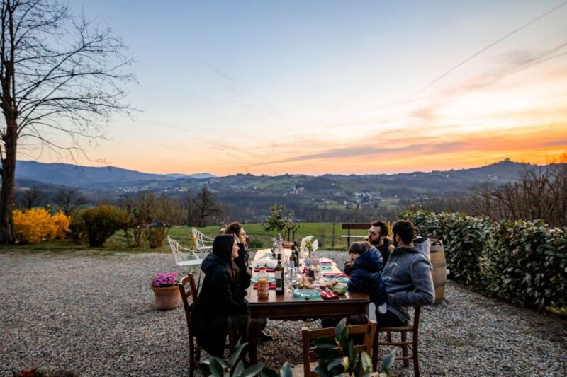 langhe-sunset-truffle-hunting-with-tasting-and-wine