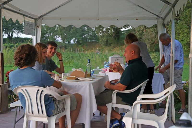 lazise-beekeeping-farm-tour-and-tasting-experience