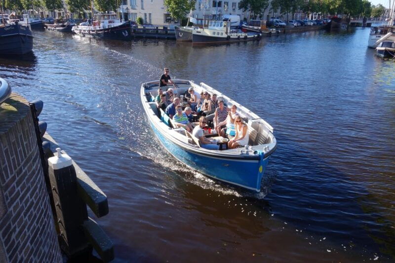 leiden-cruise-through-the-historic-city-center-with-guide
