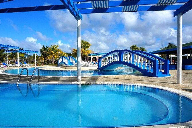 liberia-airport-shuttle-service-to-playa-hermosa-and-nearby-beaches