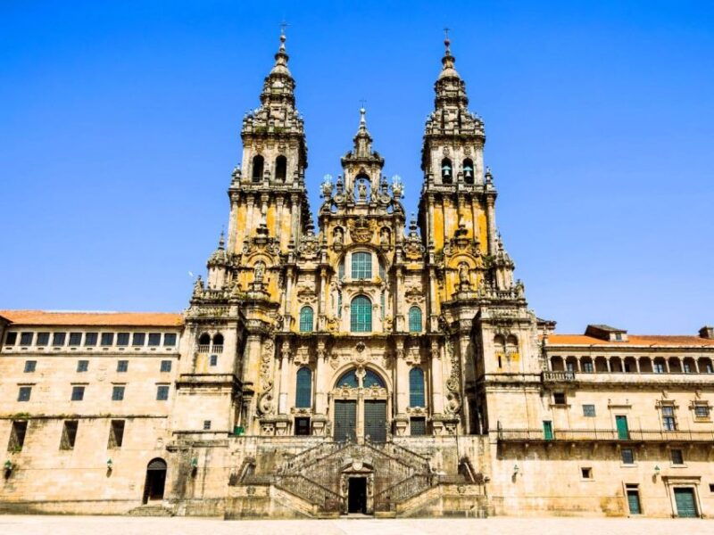 lisbon-full-night-tailor-made-private-tour-with-your-guide