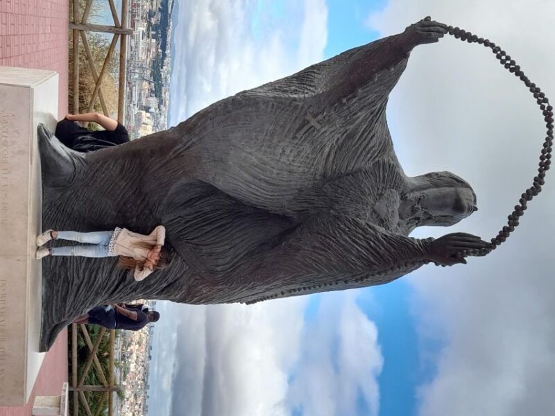 lisbon-private-tuk-tuk-tour-christ-the-king-abril-bridge