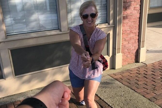 little-rock-city-scavenger-hunt-by-wacky-walks